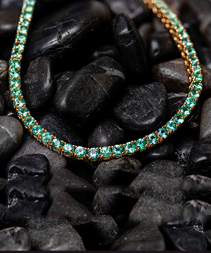 jewellery-by-joy-necklace-with-diamond